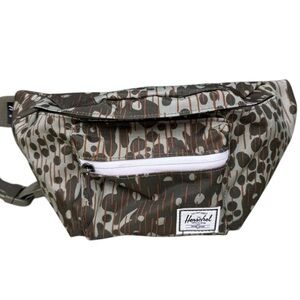 Herschel Supply Company Fifteen Belt Bag